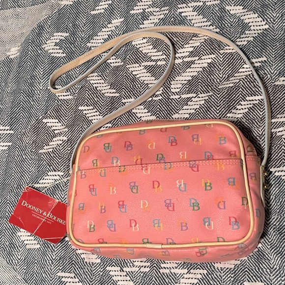 Vintage DOONEY & BOURKE NWT Soft Pink Small Zip Top - Picture 6 of 6